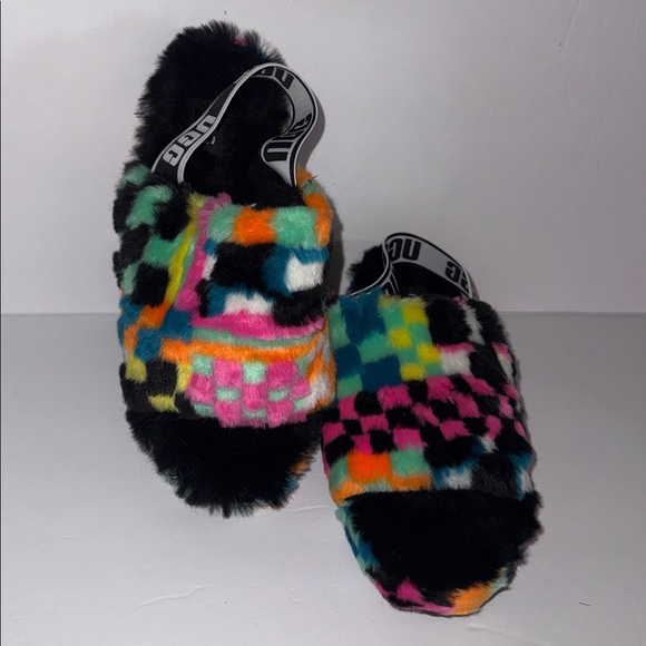 NWOT UGG 1135510 Fluff Yeah Slide Checkered Slipper Black Multi Women’s Size 7 - Picture 1 of 7